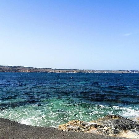 Modern Apt Kalkara Seafront! 외부 사진