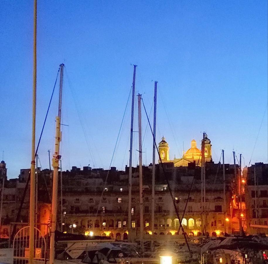 Modern Apt Kalkara Seafront! 외부 사진