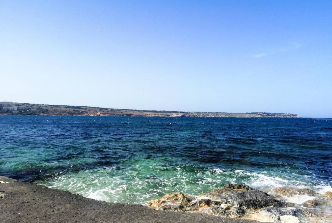Modern Apt Kalkara Seafront! 외부 사진